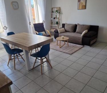 Villefranche-de-Rouergue Apartment | Yleana