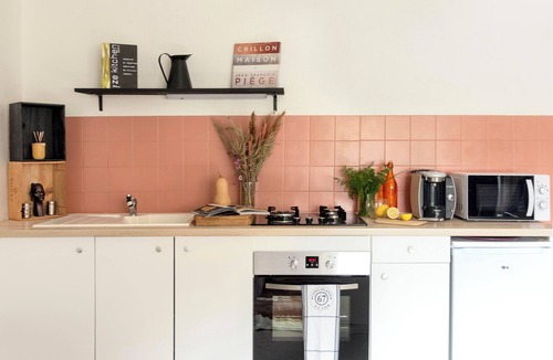 Lannion Apartment | Your Peaceful Haven in the Heart of the City