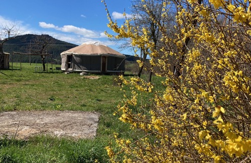 Saint-Germain-Laprade Cabin | Yourte Tout Confort Écoresponsable - Idéal Famille
