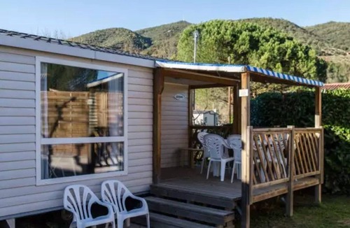 Arles-sur-Tech House | ZEcamping 3 étoiles familial piscine couverte mobil-home TV 26m2