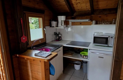 Saint-Jean-Saint-Nicolas Ski Chalet | ZEcamping dog friendly terrain multisports piscine
