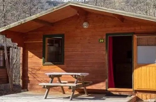 Saint-Jean-Saint-Nicolas Ski Chalet | ZEcamping piscine chalet TV 25m2 6 pers