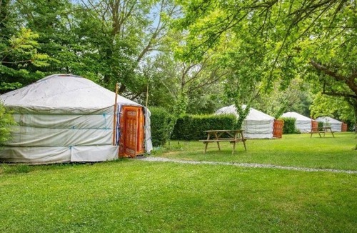 Plessix-Balisson House | ZEcamping 1 étoile pet friendly mobil-home BBQ 28m2 5 pers