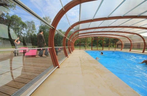 Bar-sur-Aube House | ZEcamping 2 étoiles piscine couverte chiens acceptés roulotte 18m2 4 pers