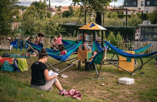 Neuilly-sur-Marne Cabin | ZEcamping 3 étoiles à proximité de Paris et de Disneyland