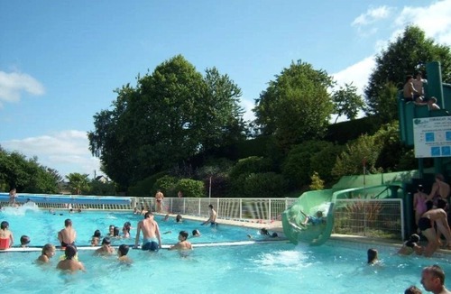 Merdrignac House | ZEcamping 3 étoiles pet friendly animations piscine chauffée