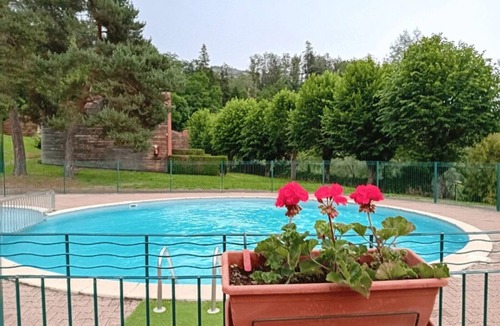 Vorey House | ZEcamping 3 étoiles locatif TV 50m2 6 pers