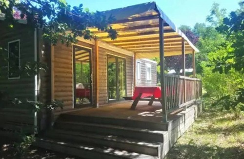 Devillac House | ZEcamping 3 étoiles piscine dog friendly locatif BBQ 32m2 6 pers