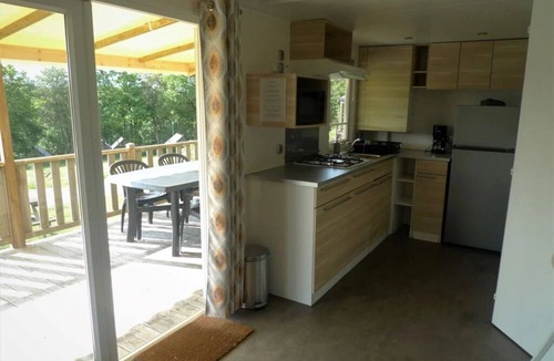 Inguiniel House | ZEcamping 3 étoiles toboggans chiens acceptés locatif 30m2 4 pers