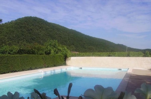 Puy-l'Eveque House | ZEcamping 3* animaux acceptés tennis équitation