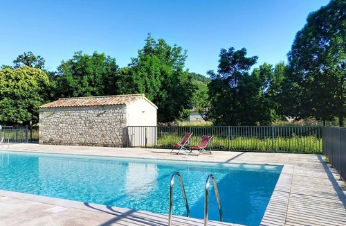 Chambonas House | ZEcamping 3* animaux acceptés piscine et Canoë Kayak