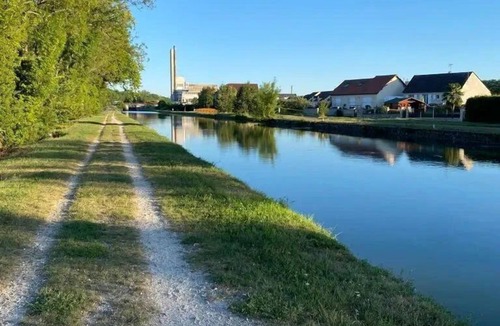Bagneaux-sur-Loing House | ZEcamping 3 étoiles dog friendly locatif 2 pers