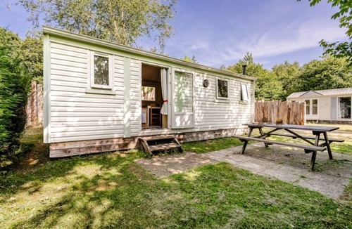 Huelgoat House | ZEcamping 3* piscine chauffée dog friendly mobil-home 24m2 4 pers