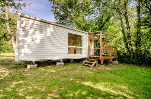 Huelgoat House | ZEcamping 3* piscine chauffée sauna jacuzzi mobil-home 4 pers
