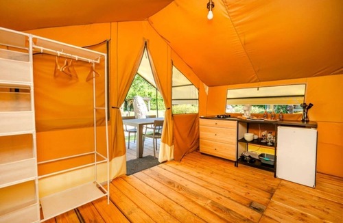 Huelgoat House | ZEcamping 3* piscine chauffée tente 30m2 4 pers