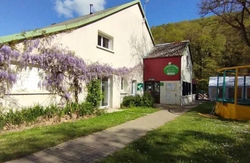 Huelgoat House | ZEcamping 3* piscine chauffée roulotte 2 pers