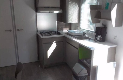 Langogne House | ZEcamping 3* piscine chauffée pet friendly mobil-home BBQ 6 pers