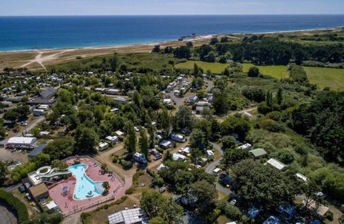 Plobannalec-Lesconil House | ZEcamping 3* 500m plage parc aquatique animaux acceptés locatif BBQ