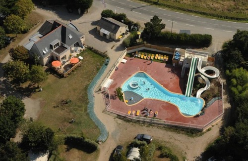 Plobannalec-Lesconil House | ZEcamping 3* 500m plage parc aquatique animaux acceptés locatif BBQ