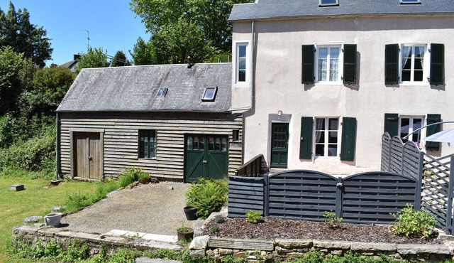 1 Bed Gite (1km from Mortain)