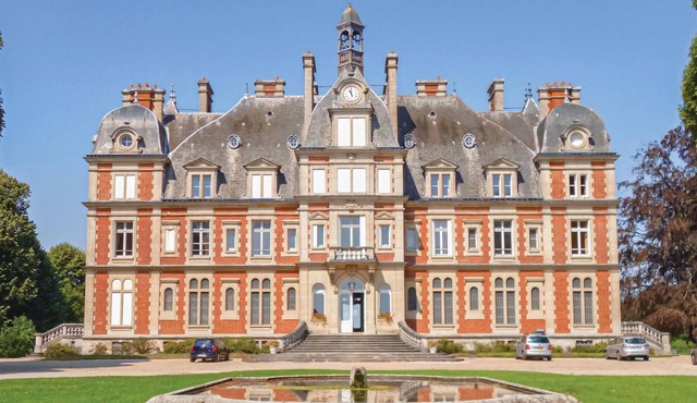 1 bedroom awesome apartment in Ocquerre