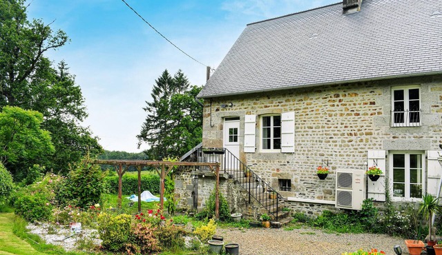 1 bedroom lovely home in Saint-Sever-Calvados