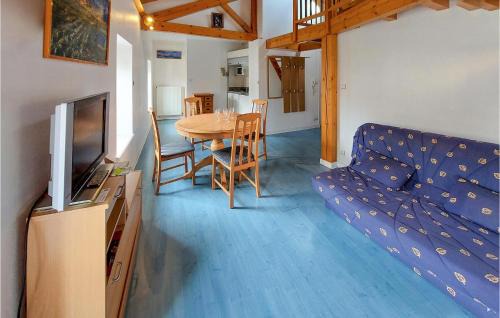 1 Bedroom Lovely Apartment In Usson-En-Forez
