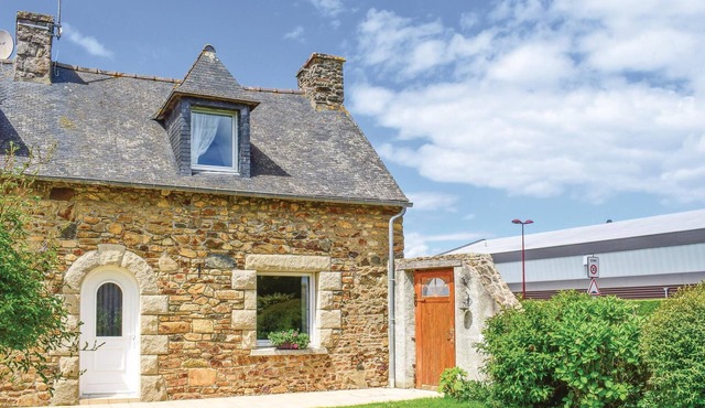 1 bedroom lovely home in Goudelin