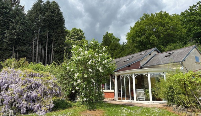 1-star house on the edge of the Compiègne/Pierrefonds forest.