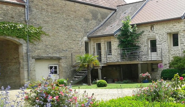 10 Côté Cour