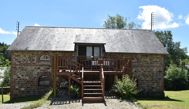 2 Bed Gite (1km from Mortain)
