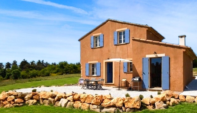2 bedroom amazing home in Saint-Trinit