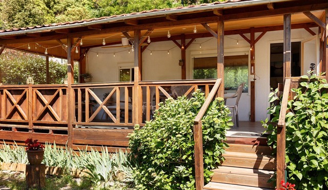 2-Bedroom Chalet Bungalow for 5 Guests in the Cévennes
