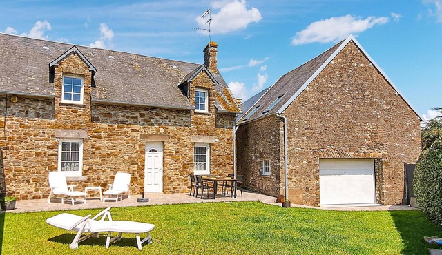 2 bedroom lovely home in Créances
