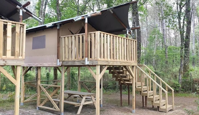 2-Room Mini Lodge for 2 People