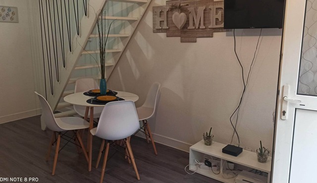 25 min from Paris - F2 contemporary duplex downtown