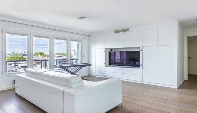 250m Built-In Lux near Monceau Park Gifting Spectacular Views in Every Direction