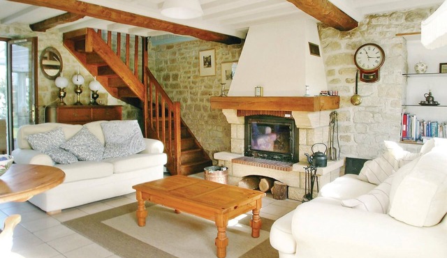 3 bedroom accommodation in Blosville