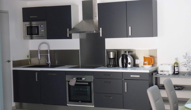 3 Bedroom Private vacation home in Villemer