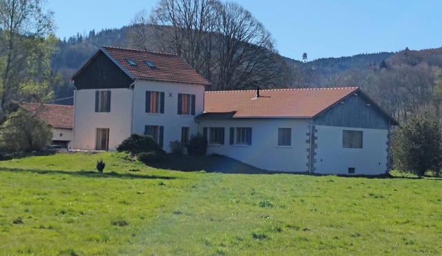 3 double bedroom gite, each with private bathroom in a beautiful location.