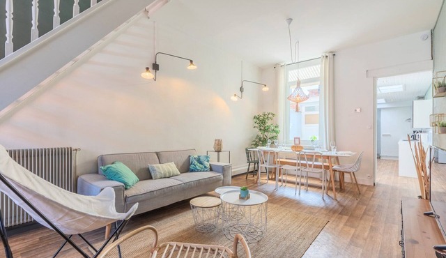 4 bedroom & 4 bathroom house near Parc Barbieux
