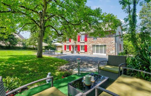 4 Bedroom Awesome Home In Dangy