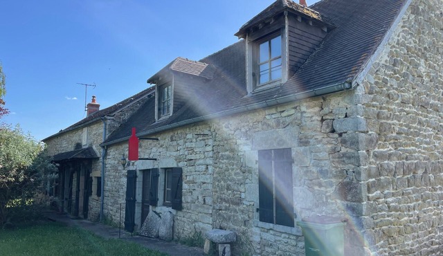 4-Star Longère “L'Albizia” with Morvan Views
