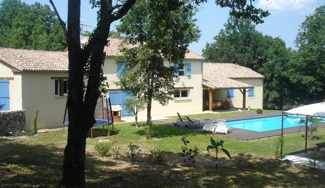 46G12083 - CREMPS - Gîte