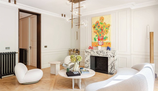 4BR Parisian Chic Getaway - Eiffel & Seine Walks