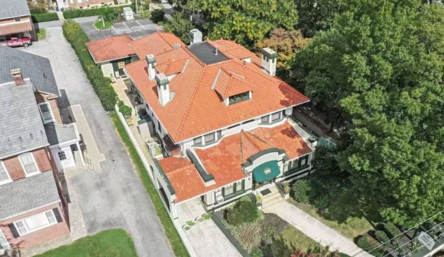 5,100 Sq Ft Mansion w/Firepit & Grill Near Sight & Sound In Lancaster in Lancaster