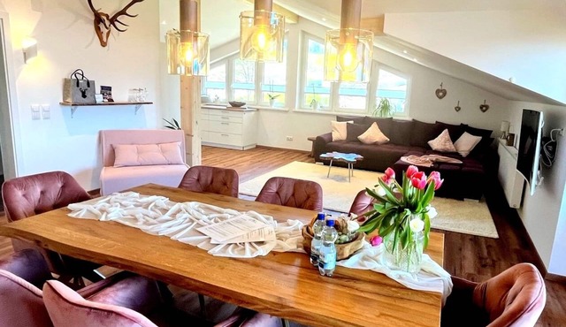 5* Lory vacation apartment with castle and panoramic views in Halblech