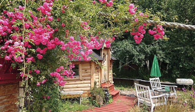 A Private Lakeside Retreat Kota Cabin