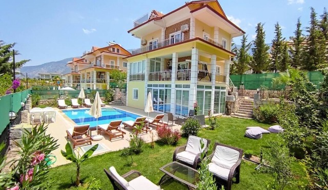 Alpine Villa Hisarönü Ölüdeniz Ovacık Fethiye 6+2, 12 people with Private Pool in Fethiye
