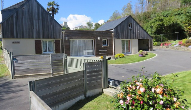 An Ty Coz vacation rental in Landerneau, 2 km from downtown